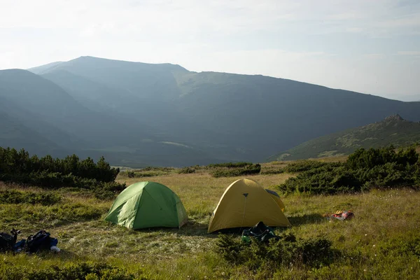 Vista Carpa Turística Las Montañas Amanecer Atardecer Fondo Del Camping — Foto de Stock