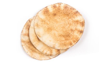 Flatbreads. Arap beyaz arka plan üzerinde izole ekmek