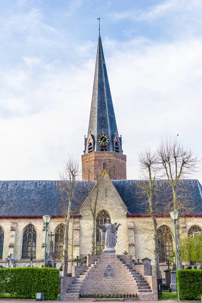 Watou, Belgium - APRIL 6, 2019: Church in Watou — Stock Photo, Image