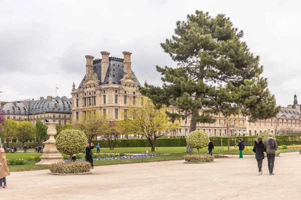 París, Francia - 9 de abril de 2019: École du Louvre. Institución de — Foto de Stock