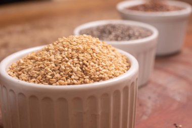 Vegan Omega 3 Kaynak. Susam, Keten tohumu ve Chia tohumu