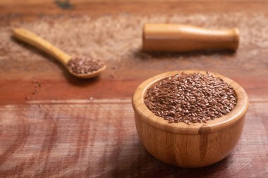 keten bir ahşap kase