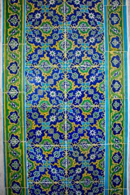 Osmanlı zaman Türk çini desenleri ile