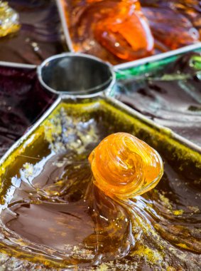 Eski geleneksel Türk Osmanlı el yapımı sopa şeker, Macun