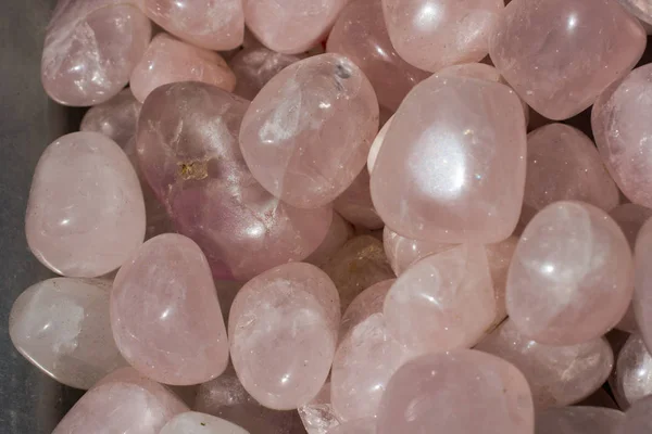 Piedra Gema Cuarzo Rosa Caída Como Espécimen Roca Mineral — Foto de Stock