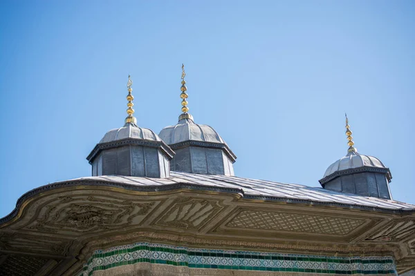Vnější Pohled Kopuli Osmanské Architektuře Istanbul Turecko — Stock fotografie