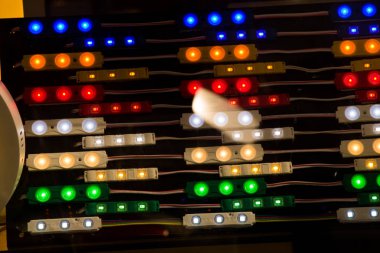 Belli bir tipte Noel ışıkları ve parti ışıkları.