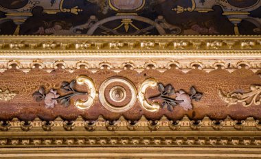 Osmanlı zamanının çiçek desenli örneği