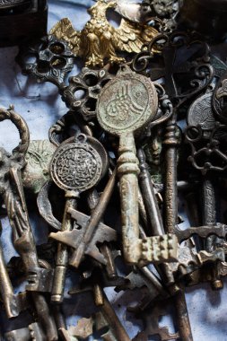 Metalden yapılmış Retro biçimli renk dekoratif anahtarı