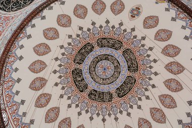 İstanbul, Türkiye 'de Osmanlı mimarisinde kubbenin iç görünümü