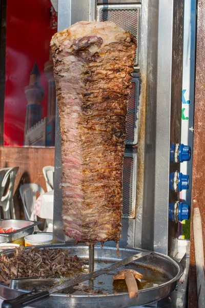 Geleneksel Türk Donör Kebabı direkte