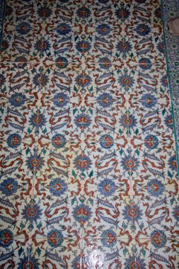 Osmanlı el yapımı çiçek desenli Türk fayansları