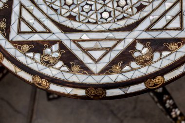 Tahtada geometrik desenli Osmanlı Türk sanatı