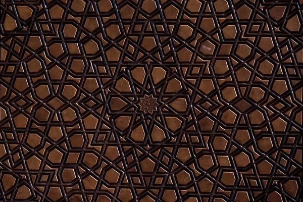 Tahtada geometrik desenli Osmanlı Türk sanatı