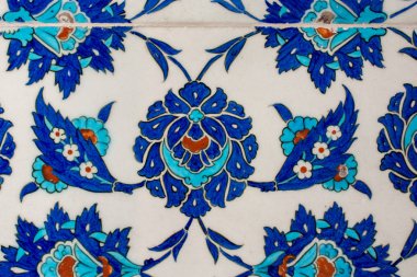 Osmanlı el yapımı çiçek desenli Türk fayansları