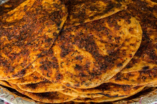 Home Making Traditional Turkish Gozleme Τηγανίτα — Φωτογραφία Αρχείου