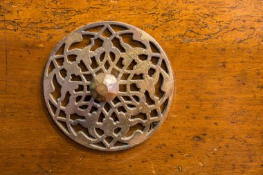 Metallere uygulanan Osmanlı sanat örnekleri