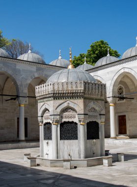 Türk Osmanlı tarzı antika çeşmesi