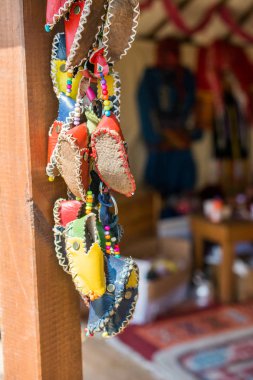 Geleneksel el yapımı Yemen ayakkabıları.