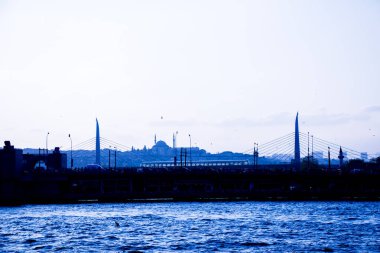 İstanbul 'daki Osmanlı tarzı caminin dış görünüşü