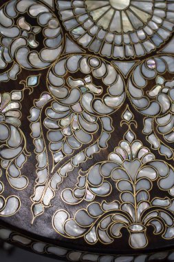 Osmanlı sanatı İnci kaküllerin Anası örneğidir