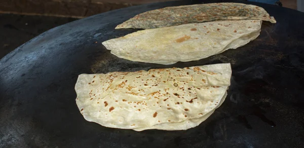 Home Making Traditional Turkish Gozleme Τηγανίτα — Φωτογραφία Αρχείου