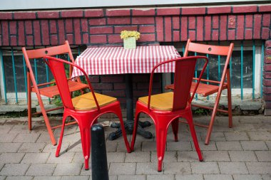 Mobilya görünümünde dekoratif sandalye nesnesi