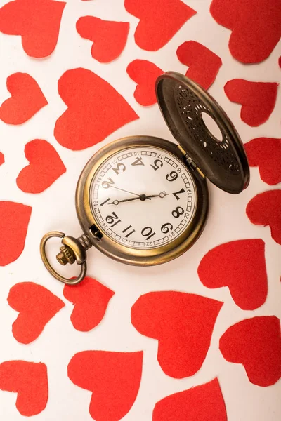 Concepto Amor Para Día San Valentín Reloj Retro —  Fotos de Stock