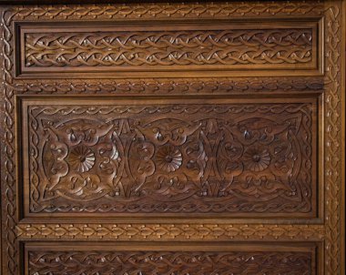 Osmanlı zamanının çiçek desenli örneği
