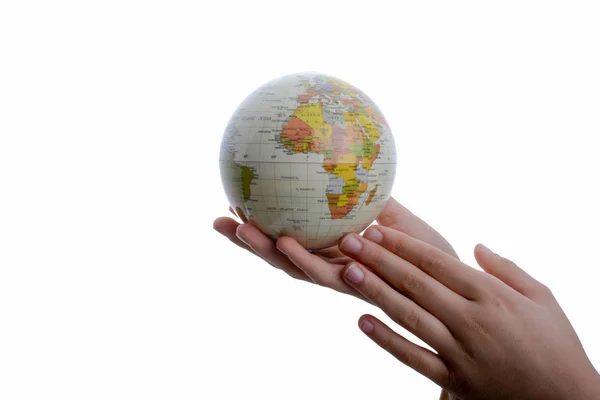 Niño Sosteniendo Pequeño Globo Mano Sobre Fondo Blanco — Foto de Stock