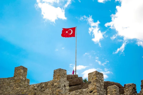 Drapeau National Turc Sur Poteau Sur Une Forteresse — Photo