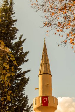 Osmanlı zamanındaki taştan yapılmış minare camileri