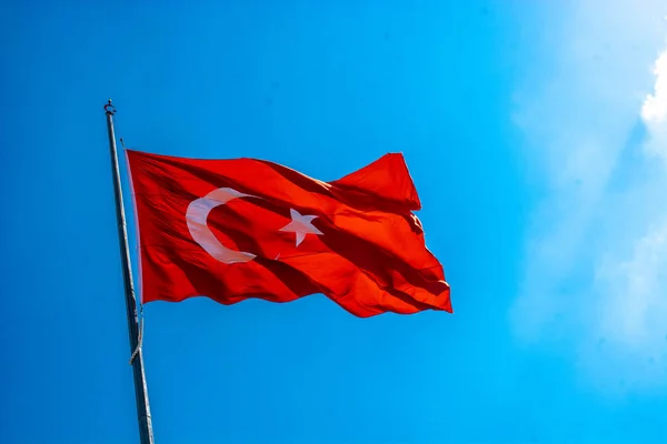 Bandera Nacional Turca Cuelga Poste Aire Libre — Foto de Stock