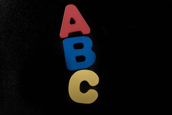 Bunte Abc Buchstaben Aus Holz — Stockfoto