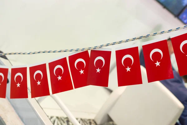 Bendera Nasional Turki Udara Terbuka Pada Tali — Stok Foto