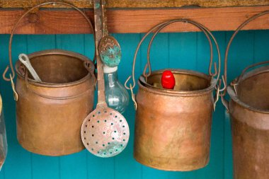 Kova Satılık irili ufaklı metalik seti