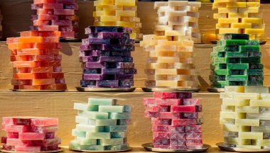 Kokulu el yapımı organik sabun koleksiyonu