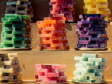 Kokulu el yapımı organik sabun koleksiyonu