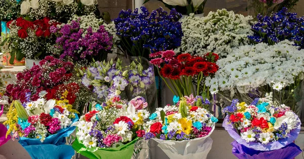 Lindas Flores Vários Tipos Uma Flor Vaso — Fotografia de Stock