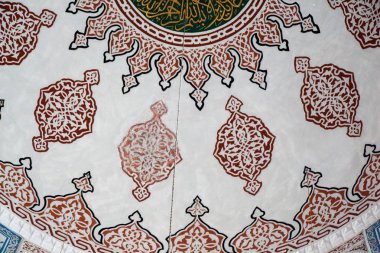 Osmanlı zamanının çiçek desenli örneği