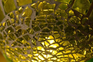 Mozaik Osmanlı lambaları yakın görüntüde