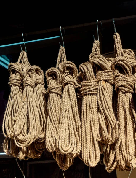 Leinenbündel Auf Einem Marktplatz — Stockfoto