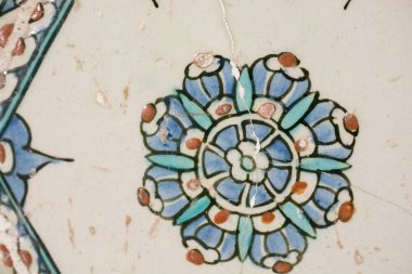 Osmanlı el yapımı çiçek desenli Türk fayansları
