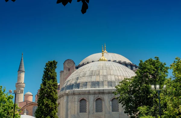 Widok Zewnątrz Kopułę Osmańskiej Architekturze Stambuł Turcja — Zdjęcie stockowe