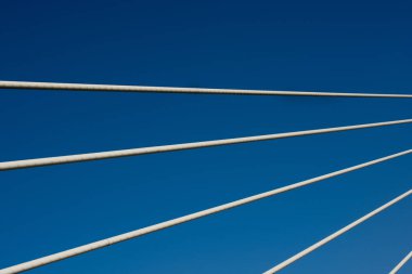 Arkaplan ve arkaplan dokusu ayrıntıları olarak metal çubuklar