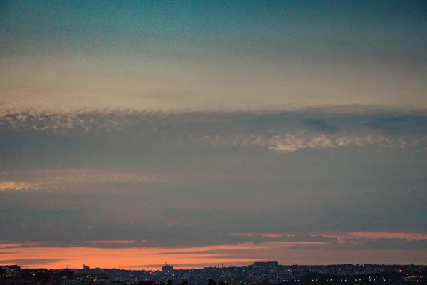 Graue Wolken Bedecken Den Himmel Tagsüber Teilweise — Stockfoto