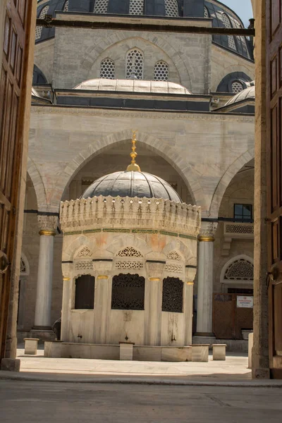 Antiker Brunnen Türkischen Osmanischen Stil Sicht — Stockfoto