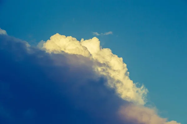 Grey Color Clouds Partly Cover Sky Daytime — Stock Photo, Image