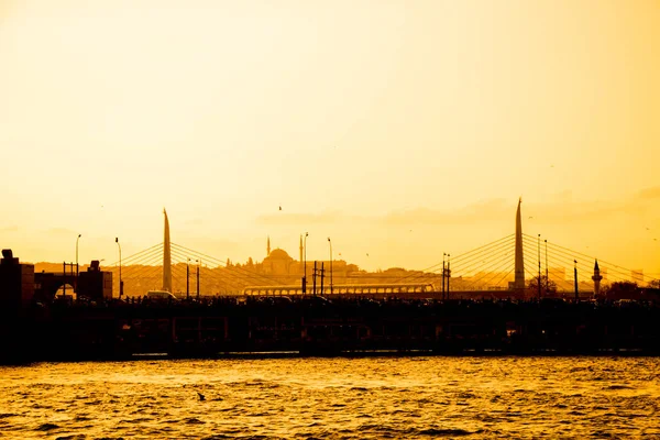 Külső Kilátás Oszmán Stílusú Mecset Isztambulban — Stock Fotó