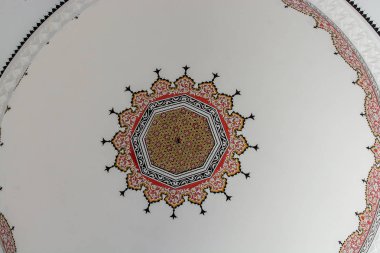 Osmanlı zamanının çiçek desenli örneği